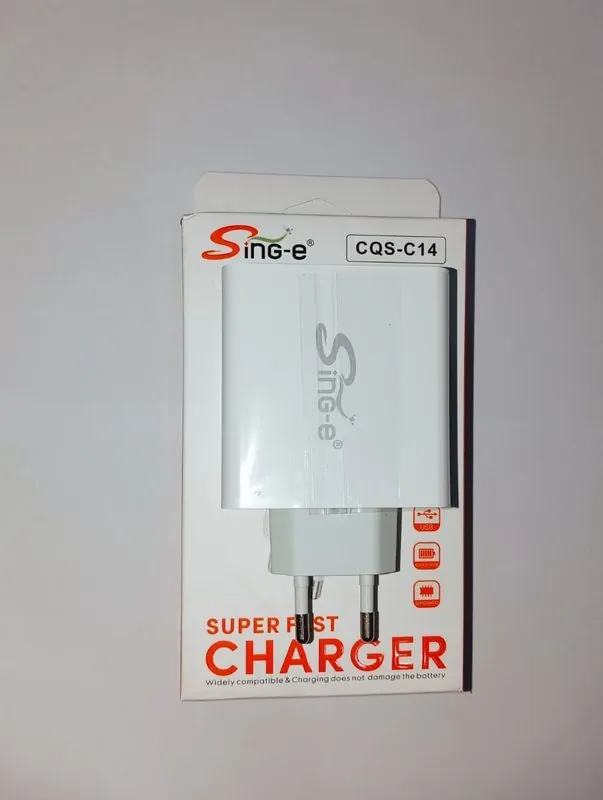 Kepala Charger CQS-C14 Putih
