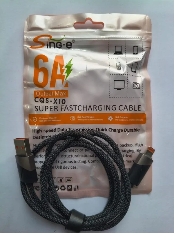Kabel Data Charger Hitam(USB-A/Lightning)