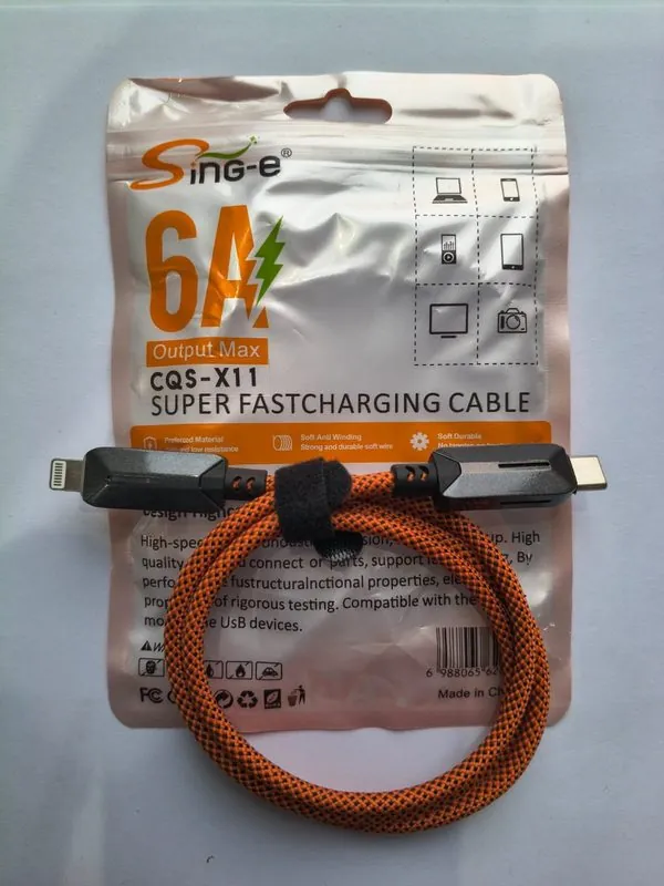 Kabel Data Charger Oranye(Type-C/Lightning)